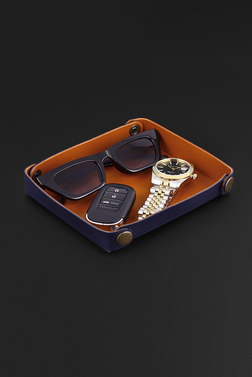 Navy Vale Deri Tepsi Short